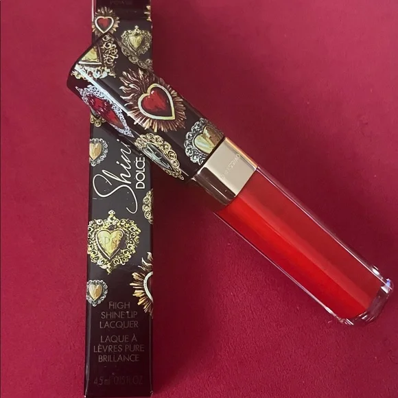 Dolce & Gabbana Red Lip Lacquer - Picture 5 of 6